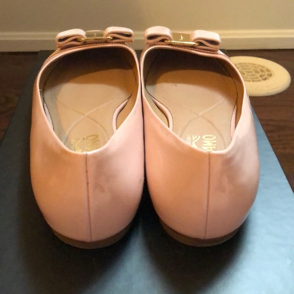 Well used Salvatore Ferragamo Varina Ballet Flats - Picture 5 of 6